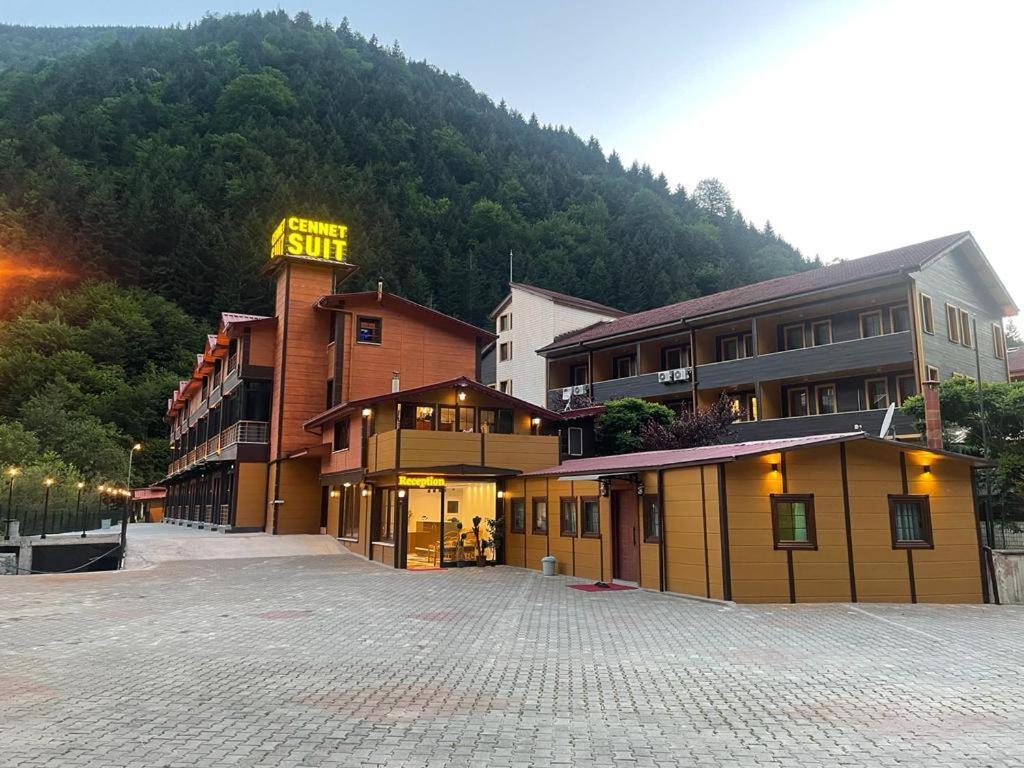 Cennet Suit Otel Uzungöl Exterior foto