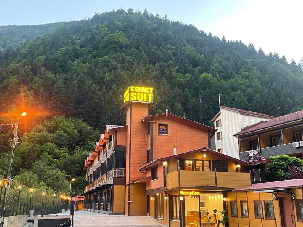 Cennet Suit Otel Uzungöl Exterior foto